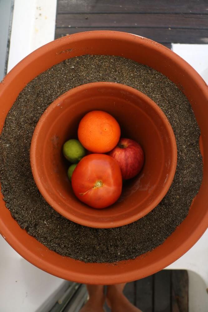 c2021-05-18-panama_frigo-du-desert-low-tech-lab