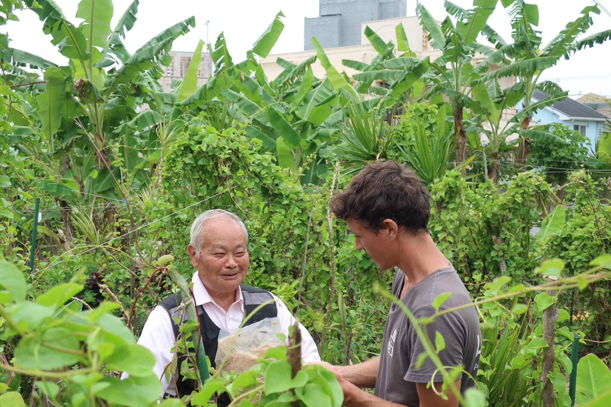 65314976_2393285424223725_2025446786553872384_n