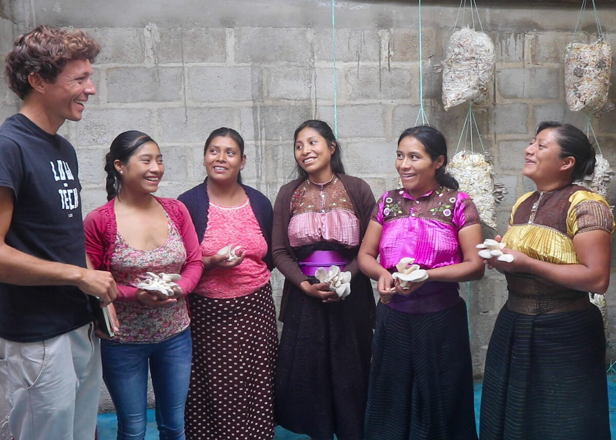 2020-10-01_mexique_agrocetas_mushrooms-coco-itw-femmes-low-tech-lab