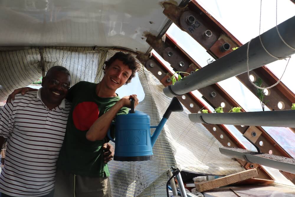 nomade-des-mers-cap-vert-serre-exterieure-sergio-et-coco-cc-elaine-le-floch_32025909050_o