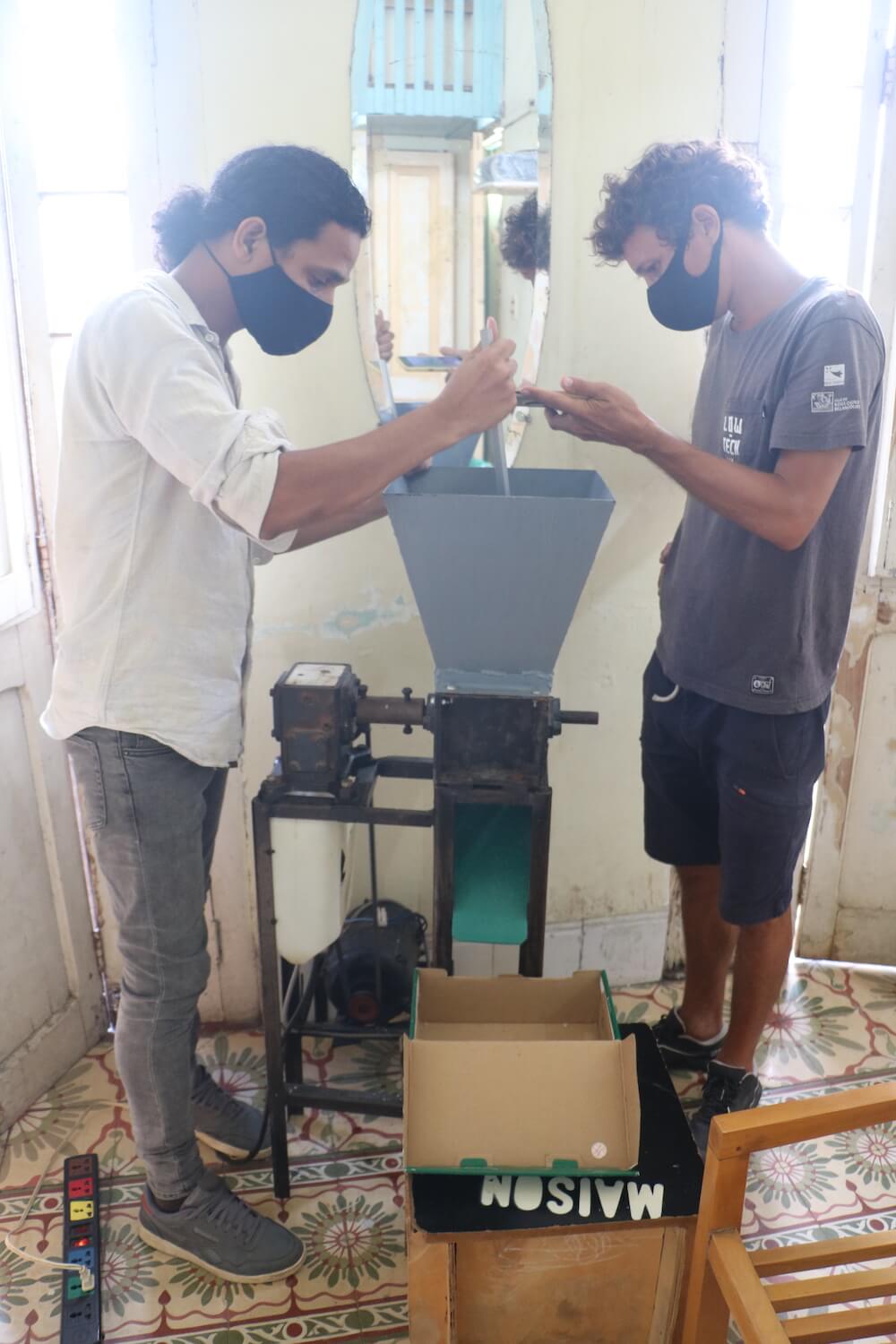 2021-06-24-cuba_copincha-maurice_precious-plastic-lahabana-low-tech-lab