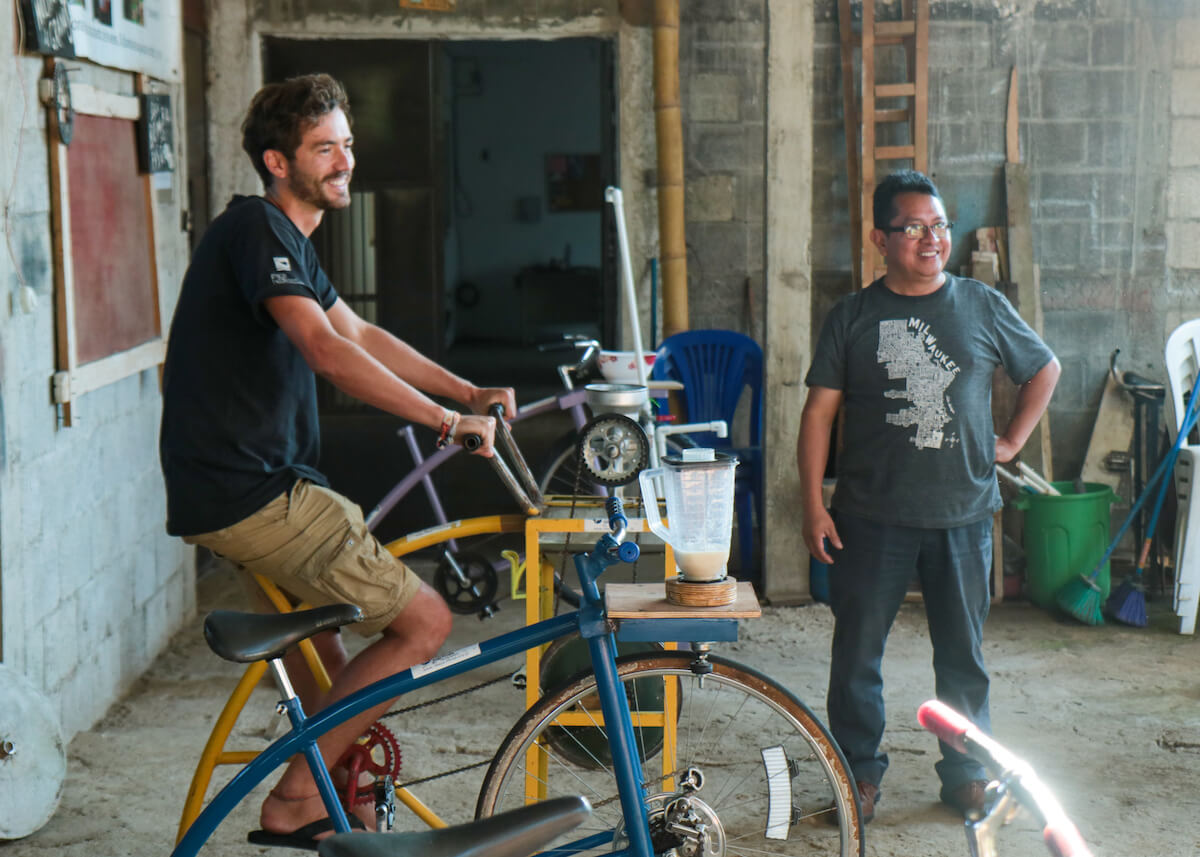 2020-11-10-guatemala_maya-pedal-gueno_mario-low-tech-lab