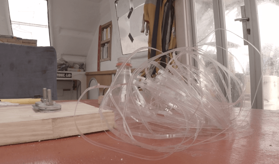 decoupeuse-bouteille-plastique-low-tech