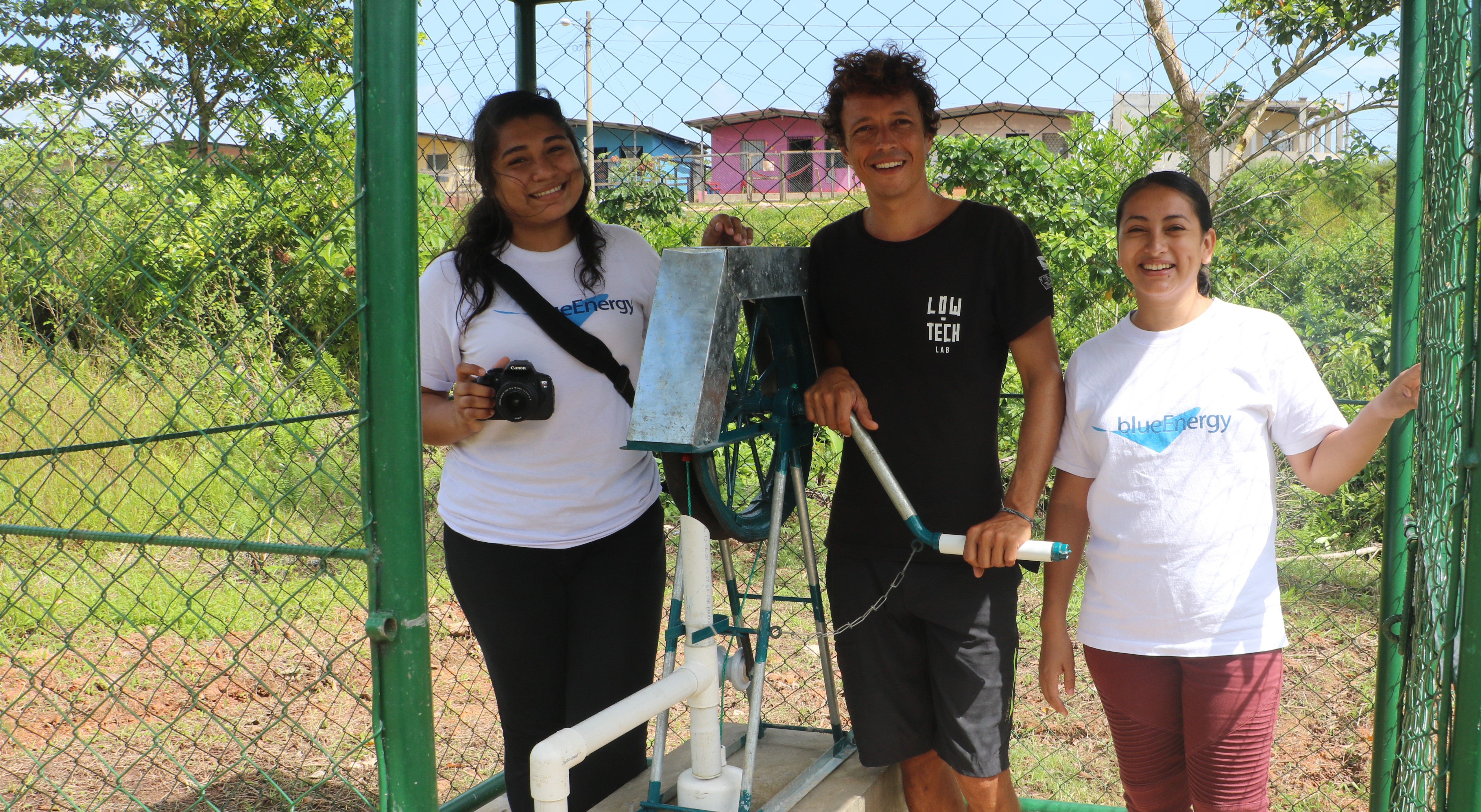 2021-01-28-nicaragua_blueenergy-puits-blueenergy_jocelin-et-esmelda-low-tech-lab.jpg